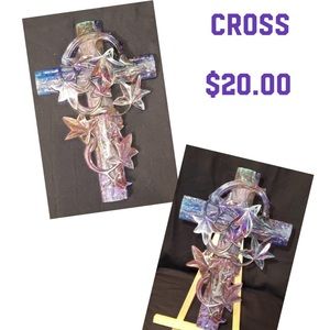 Many different types of epoxy resin art, we can do customs just allow time. :)